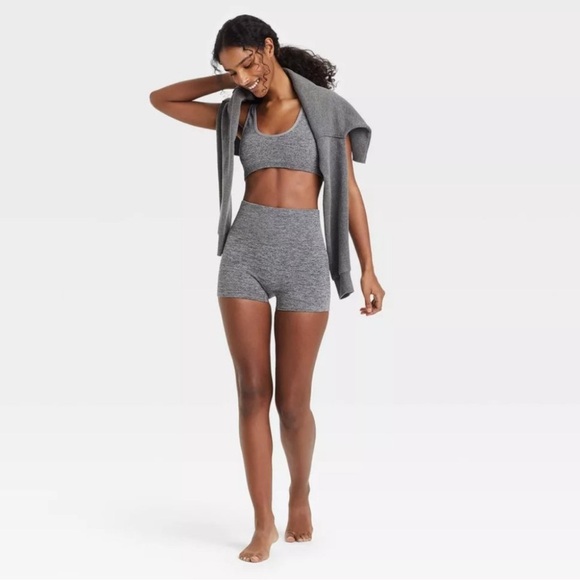 Gray Ribbed Athletic Set - Picture 3 of 3